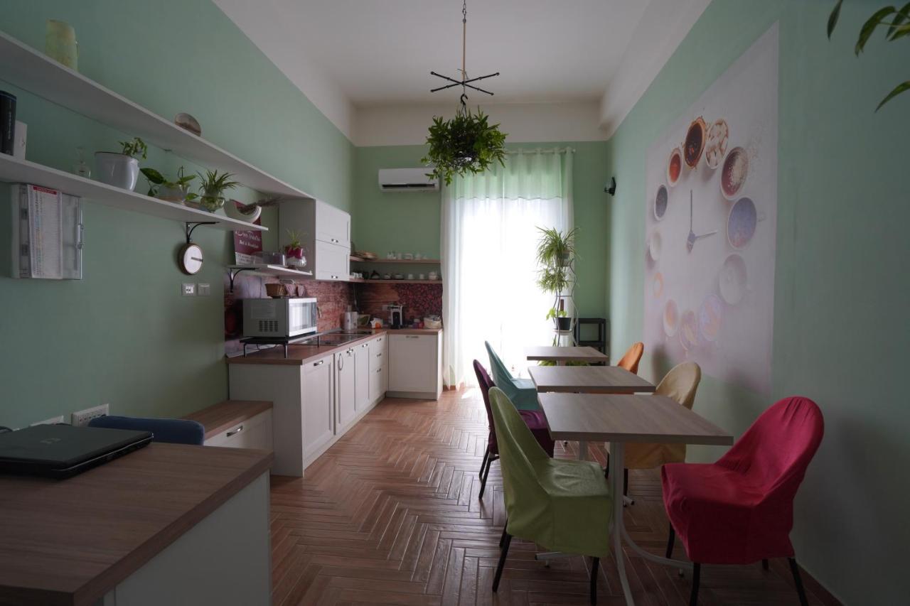 B&B I Due Teatri 那不勒斯 外观 照片